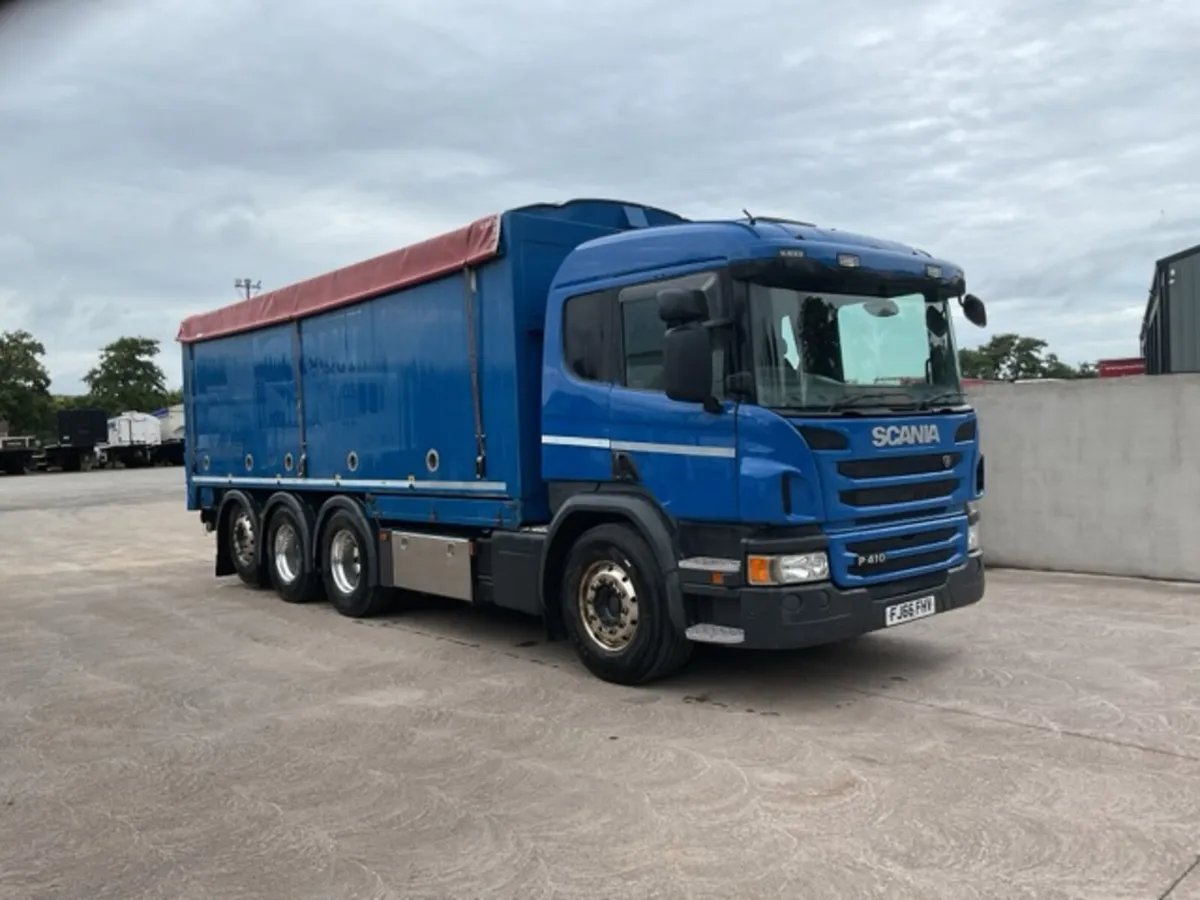 2016 Scania P410 8x4 Tridem Bulk Blower - Image 1