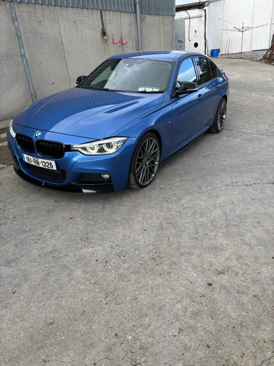 Car - Image 2