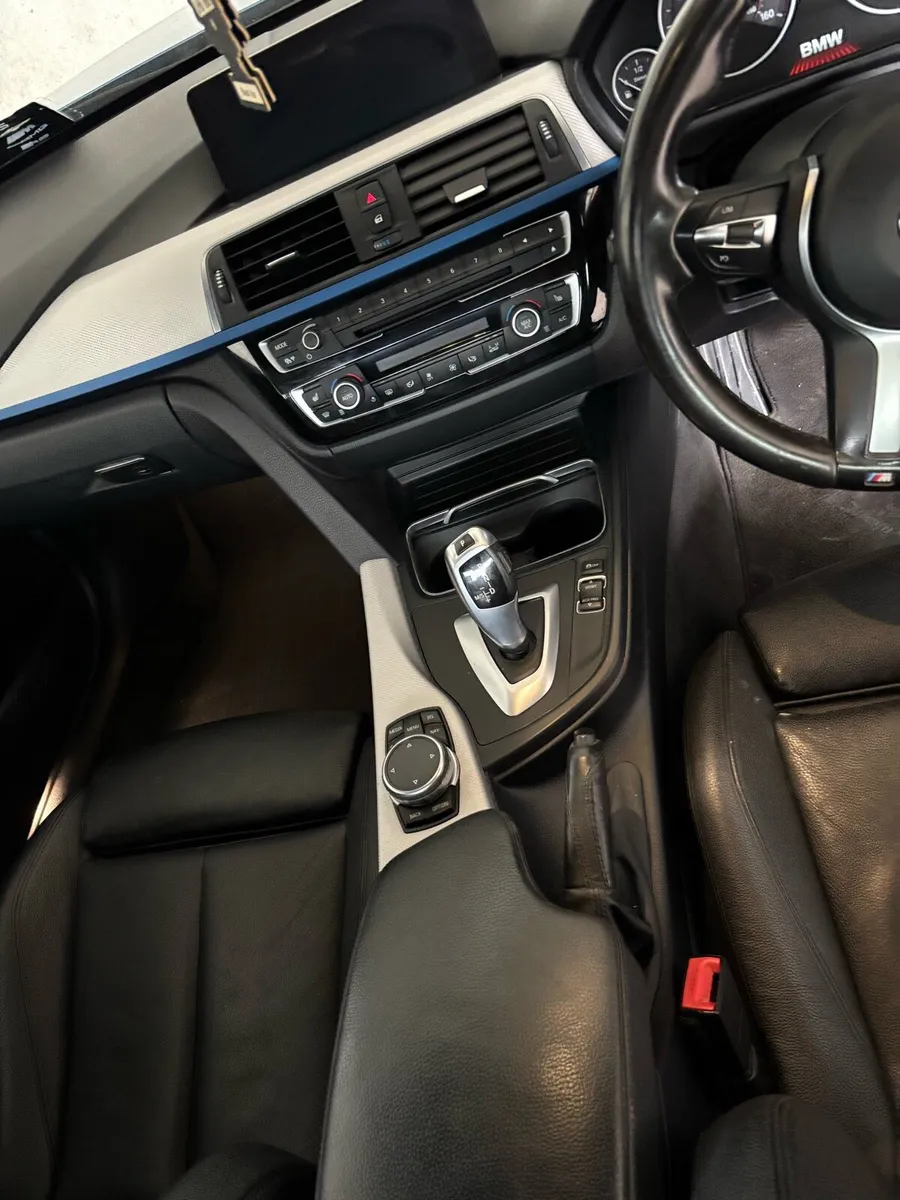 Car - Image 2