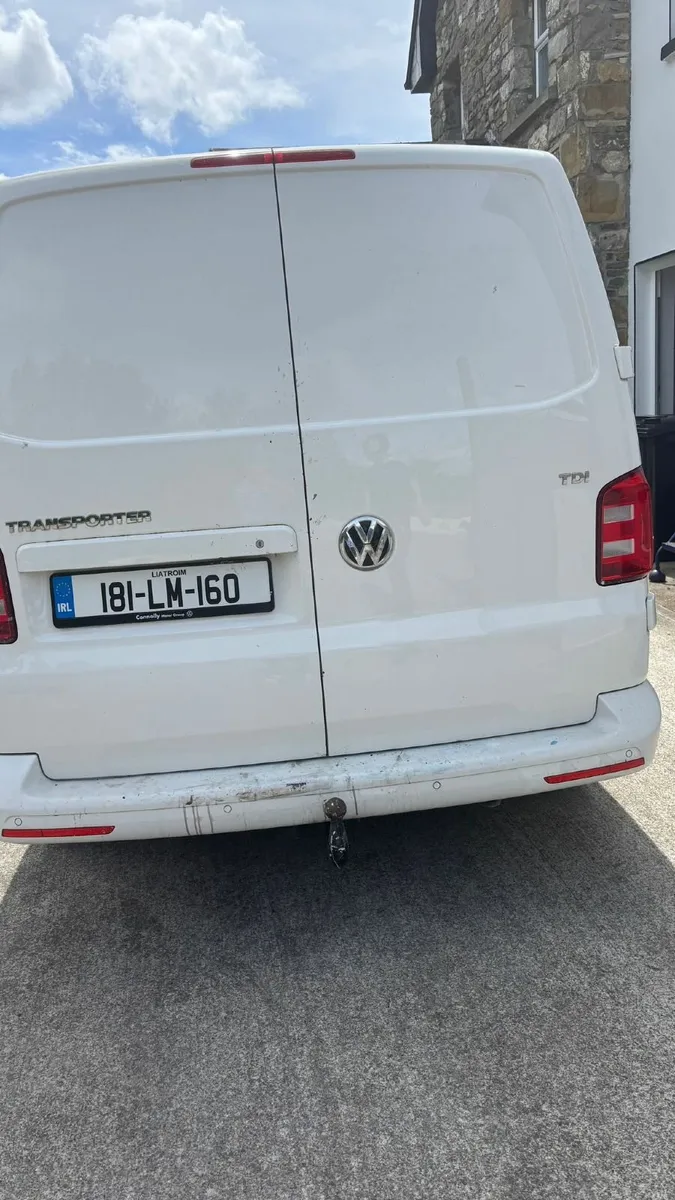 Volkswagen Transporter 2018 - Image 3