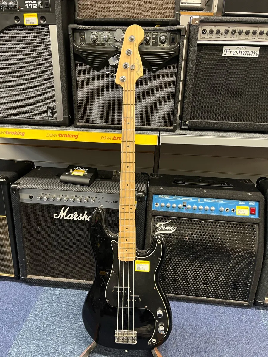 2004 USA Fender Precision Bass - Image 1