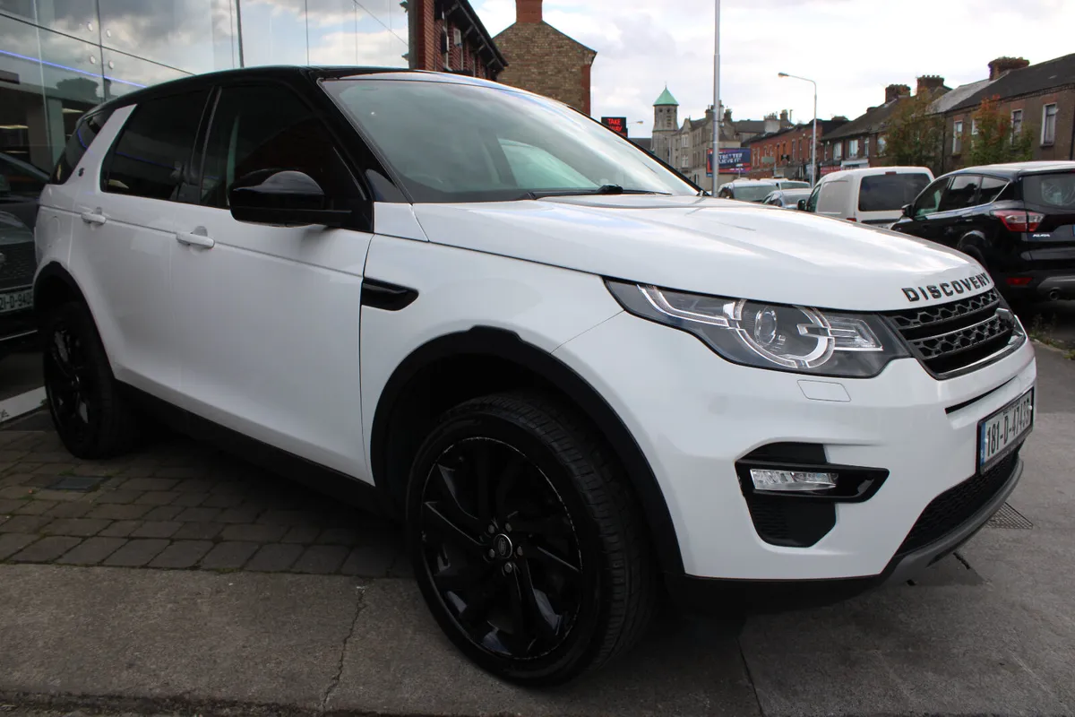 Land Rover Discovery Sport HSE AUTO 7 SEAT 2018 - Image 2