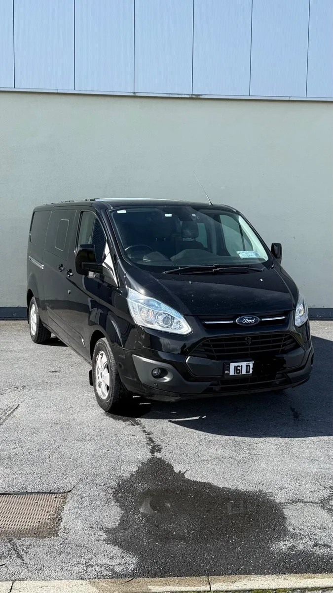 Crew Cab Transit Custom - Image 1