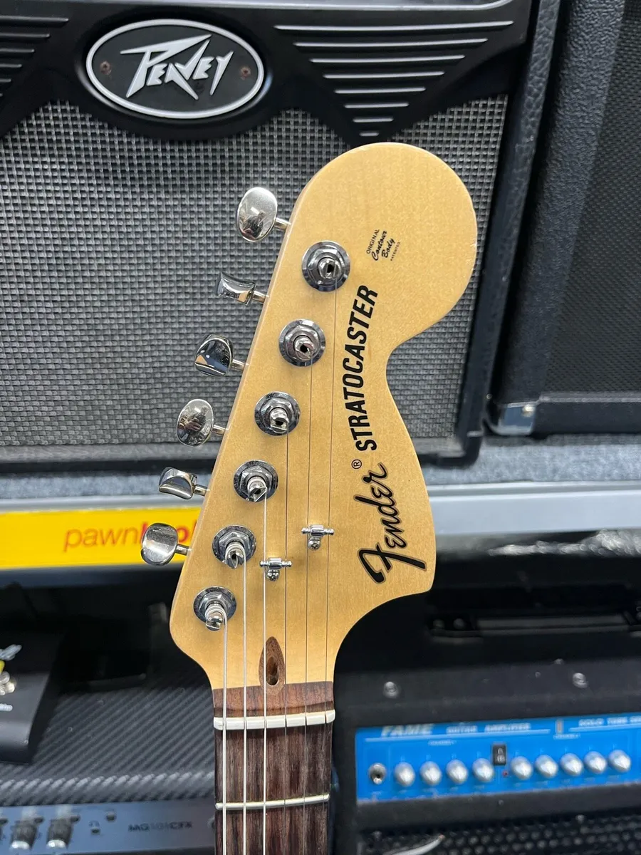 2017 American Fender Stratocaster - Image 3