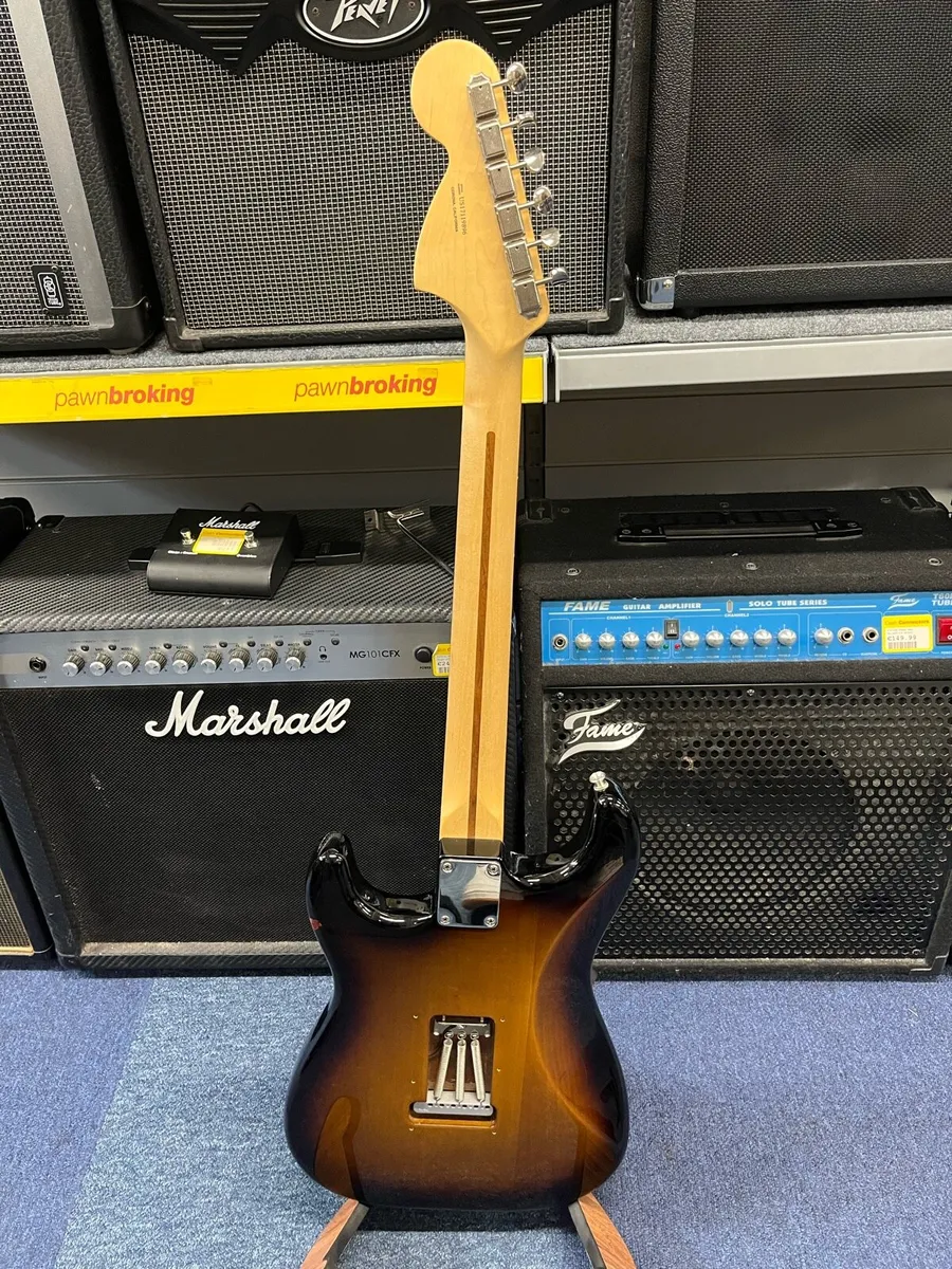 2017 American Fender Stratocaster - Image 4