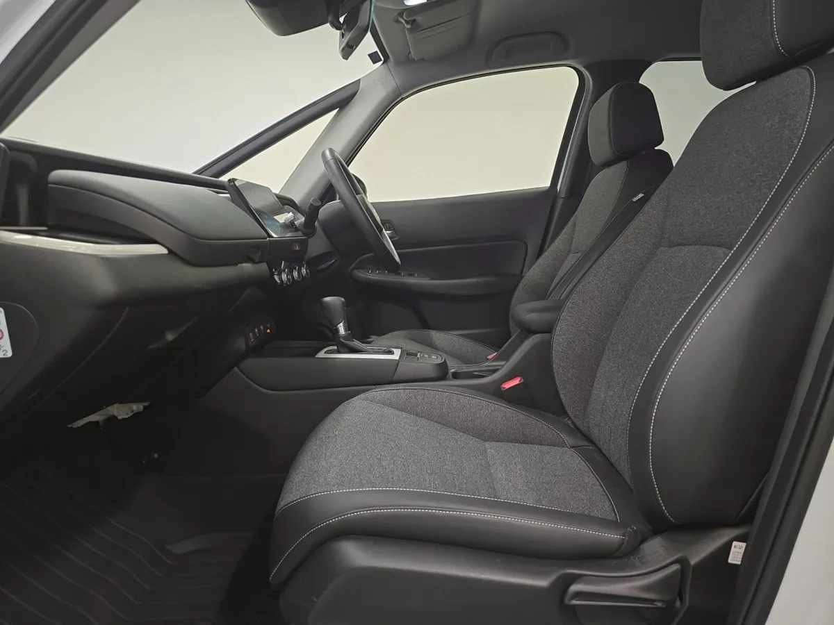 Honda Jazz Hatchback Advance - Image 2