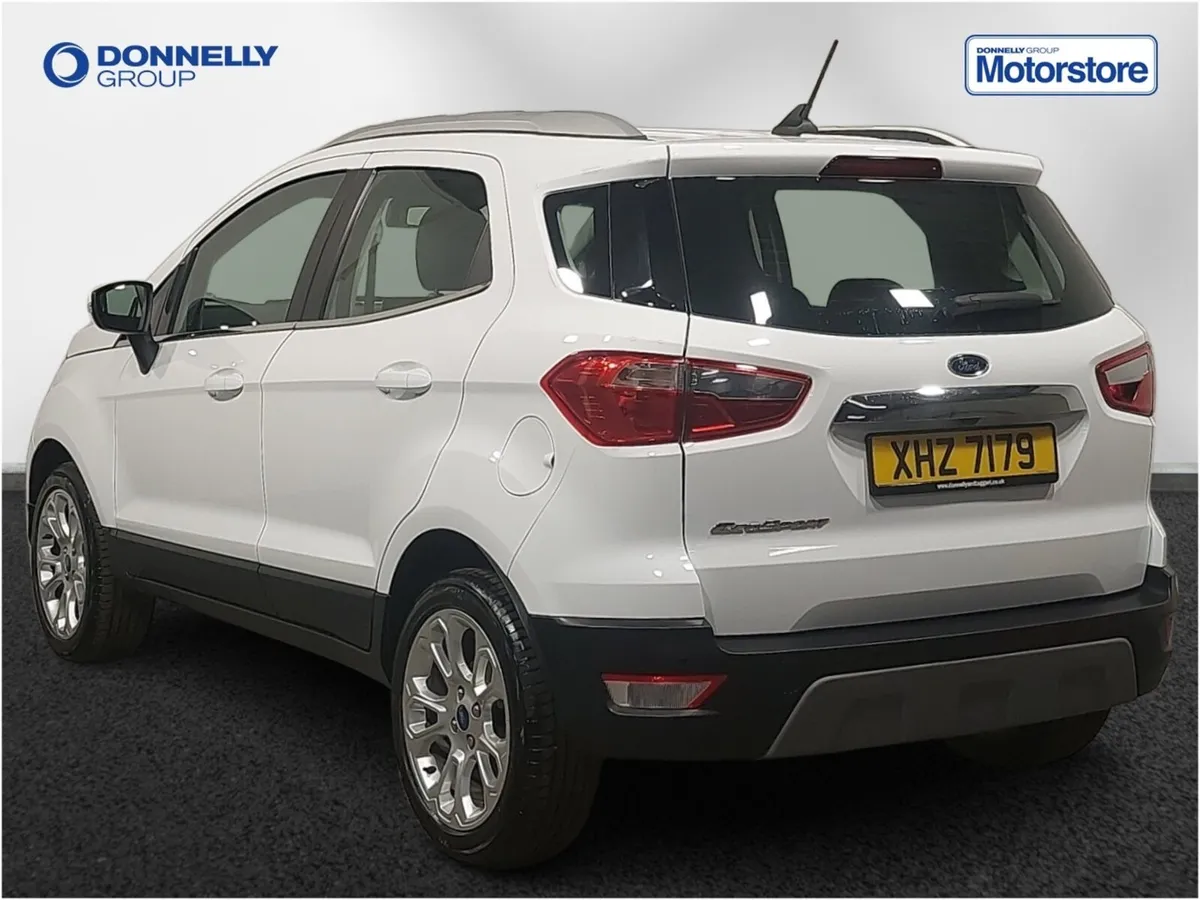Ford EcoSport Hatchback Titanium - Image 2