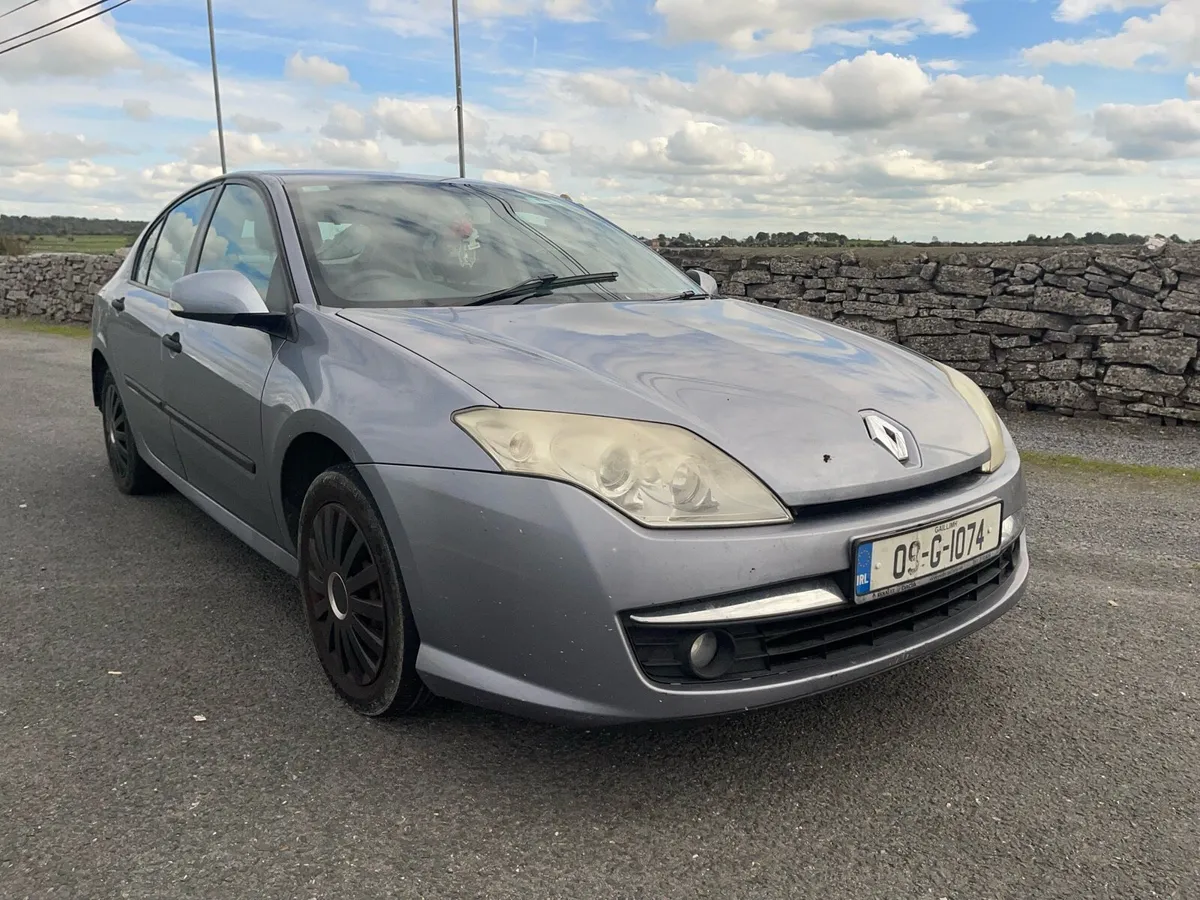 2009 Renault Laguna - Image 1