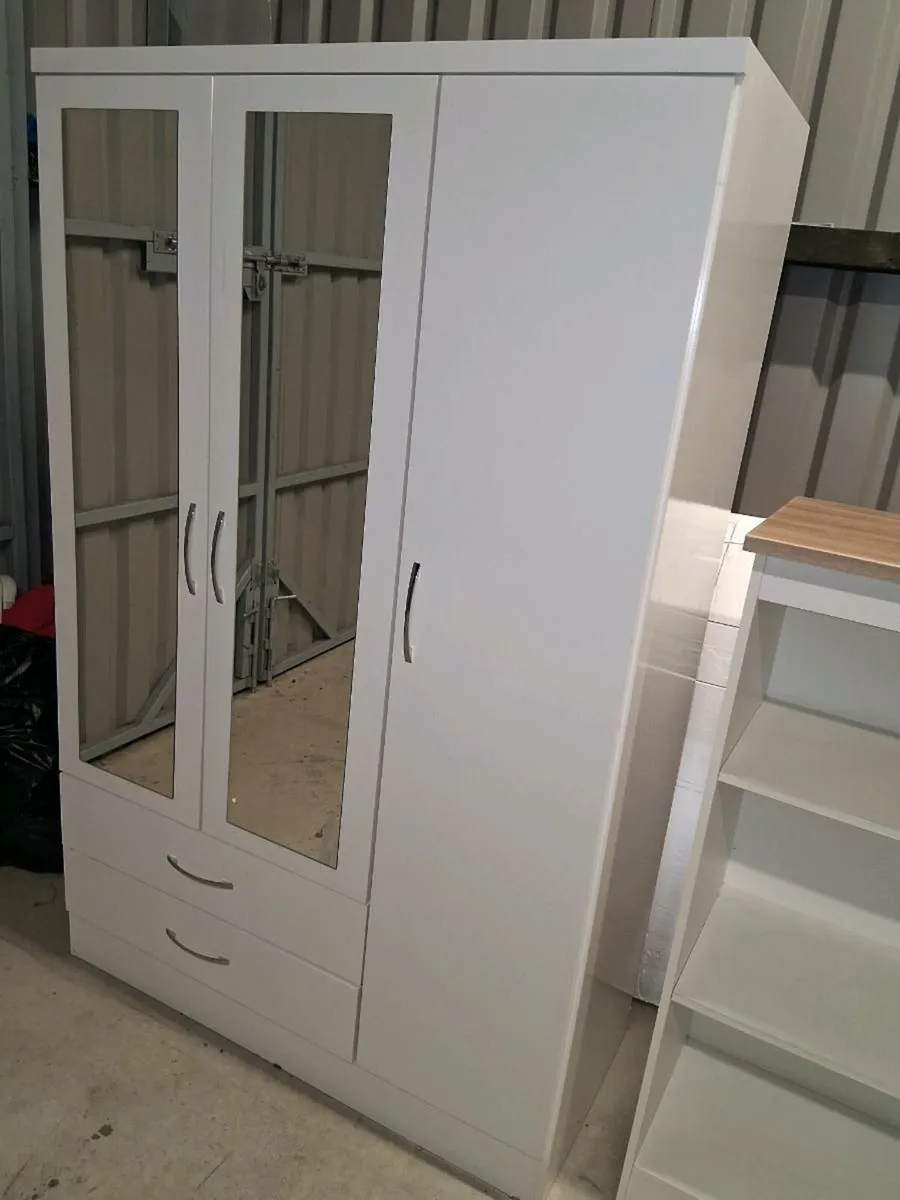 White wardrobe - Image 3