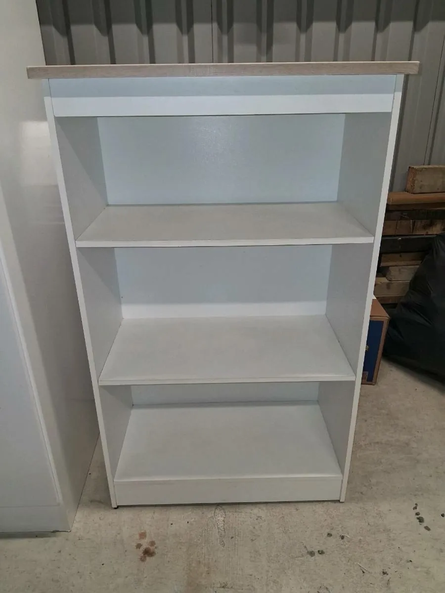 White book shelf - Image 2