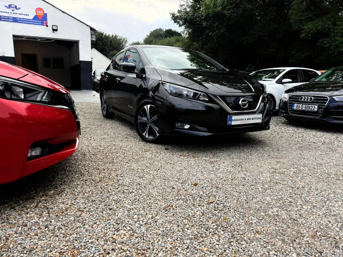 NISSAN LEAF 40KWH N-CONNECTA (6.6KC) Hatchback - Image 3