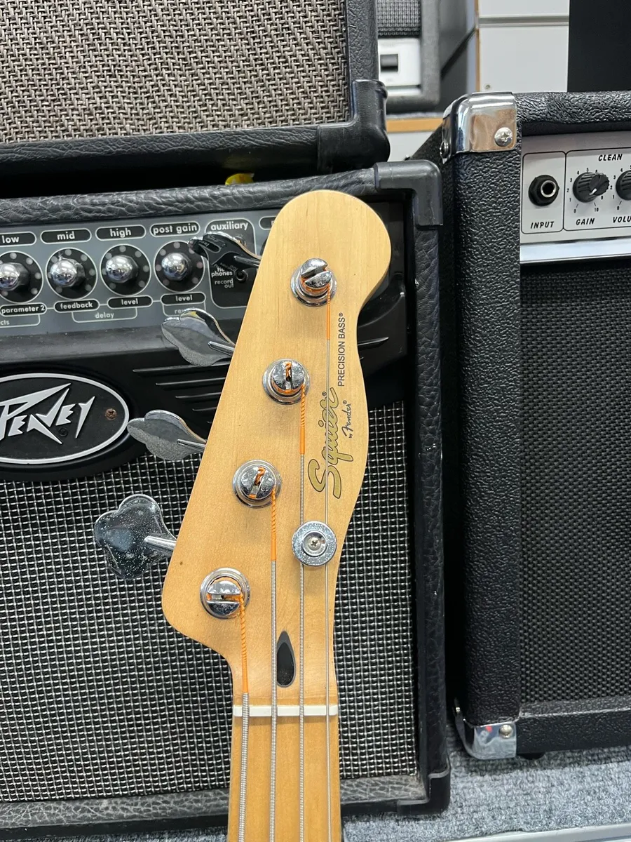 Squier Vintage Modified Bass - Image 3