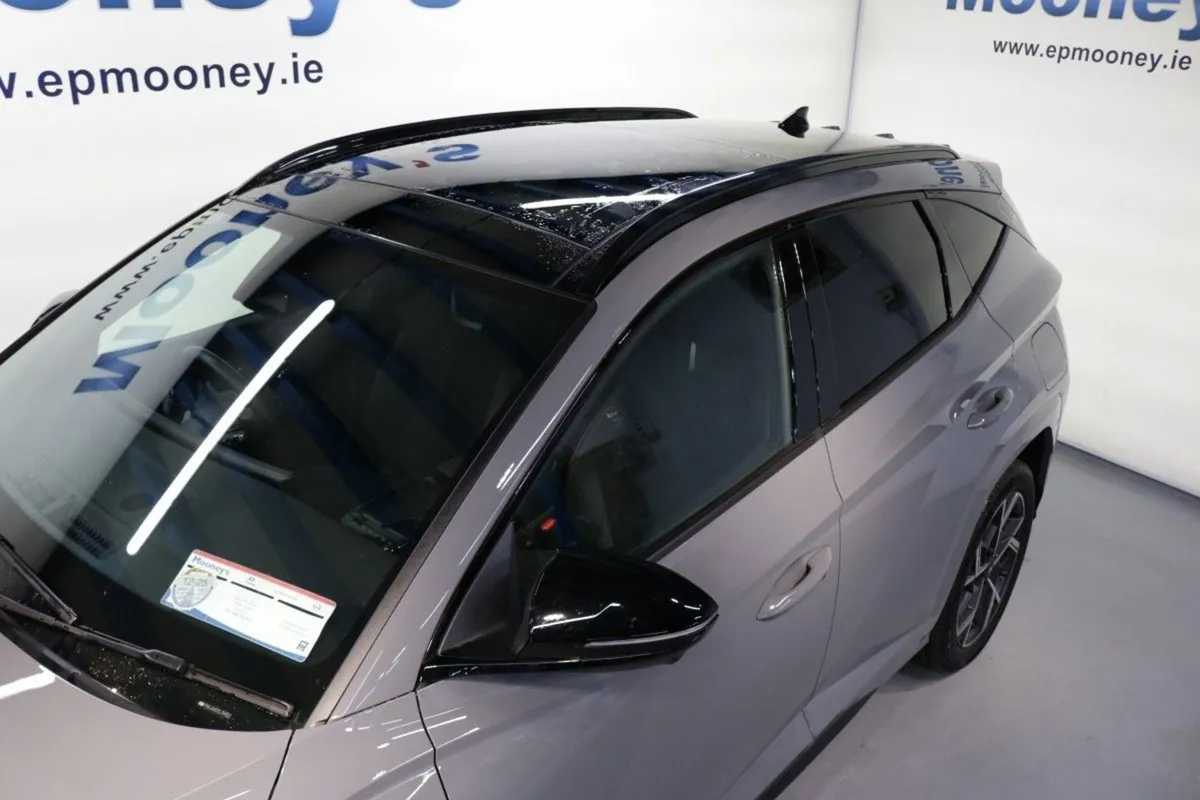 Hyundai Tucson Plug IN Hybrid - EX Demo - Platinu - Image 4