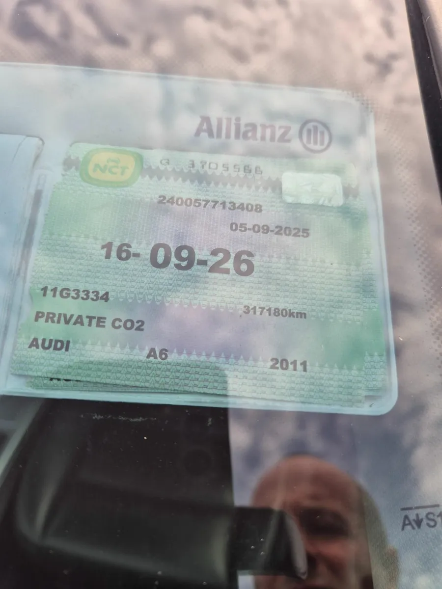Audi A6 2011 - Image 2