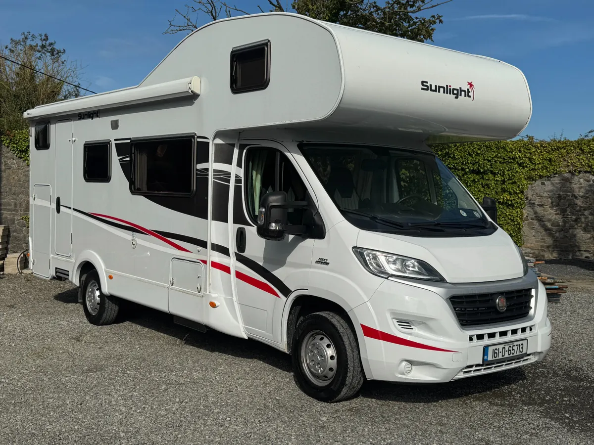 2016 SUNLIGHT A72 6 Berth LHD - Image 1