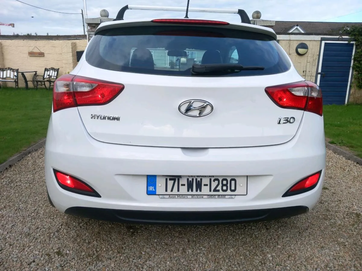Hyundai i30 Van 2017 1.4 dsl crtv 05/26 - Image 4