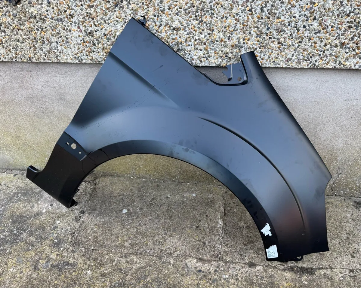 Ford Galaxy 06-16 Right Front Wing 1713216 - Image 1