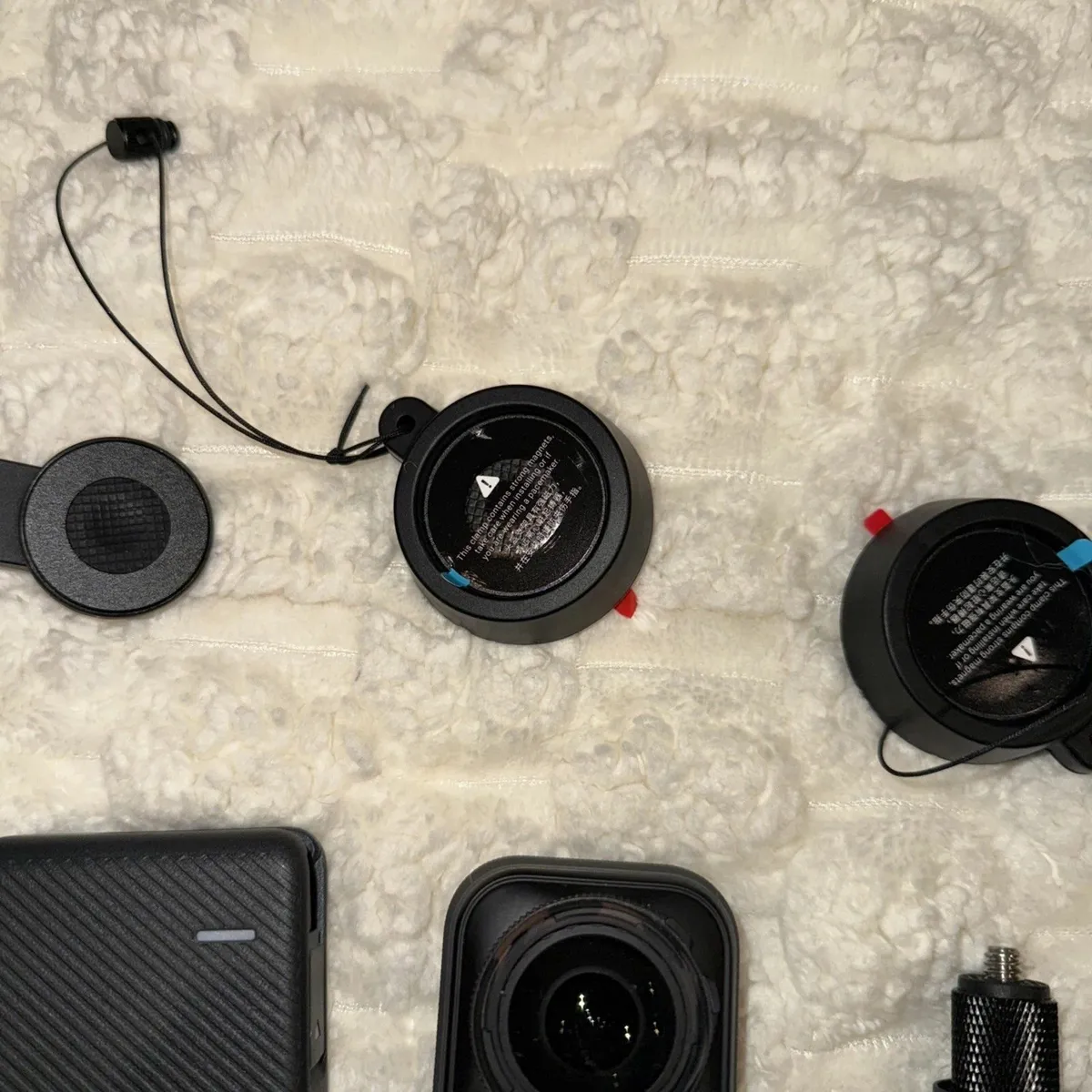 Insta360 X5  8K 360° Action Camera Bundle - Image 4