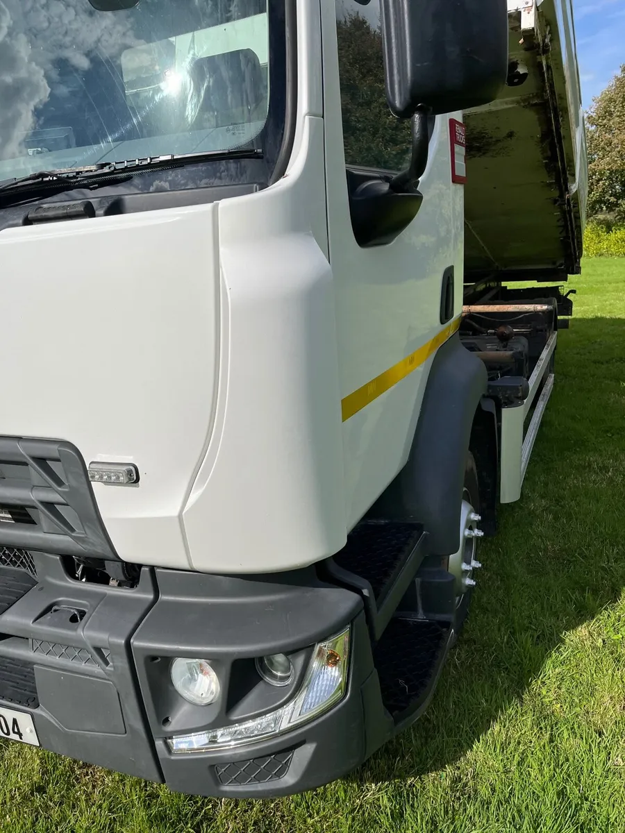 Renault Other 2017 - Image 3