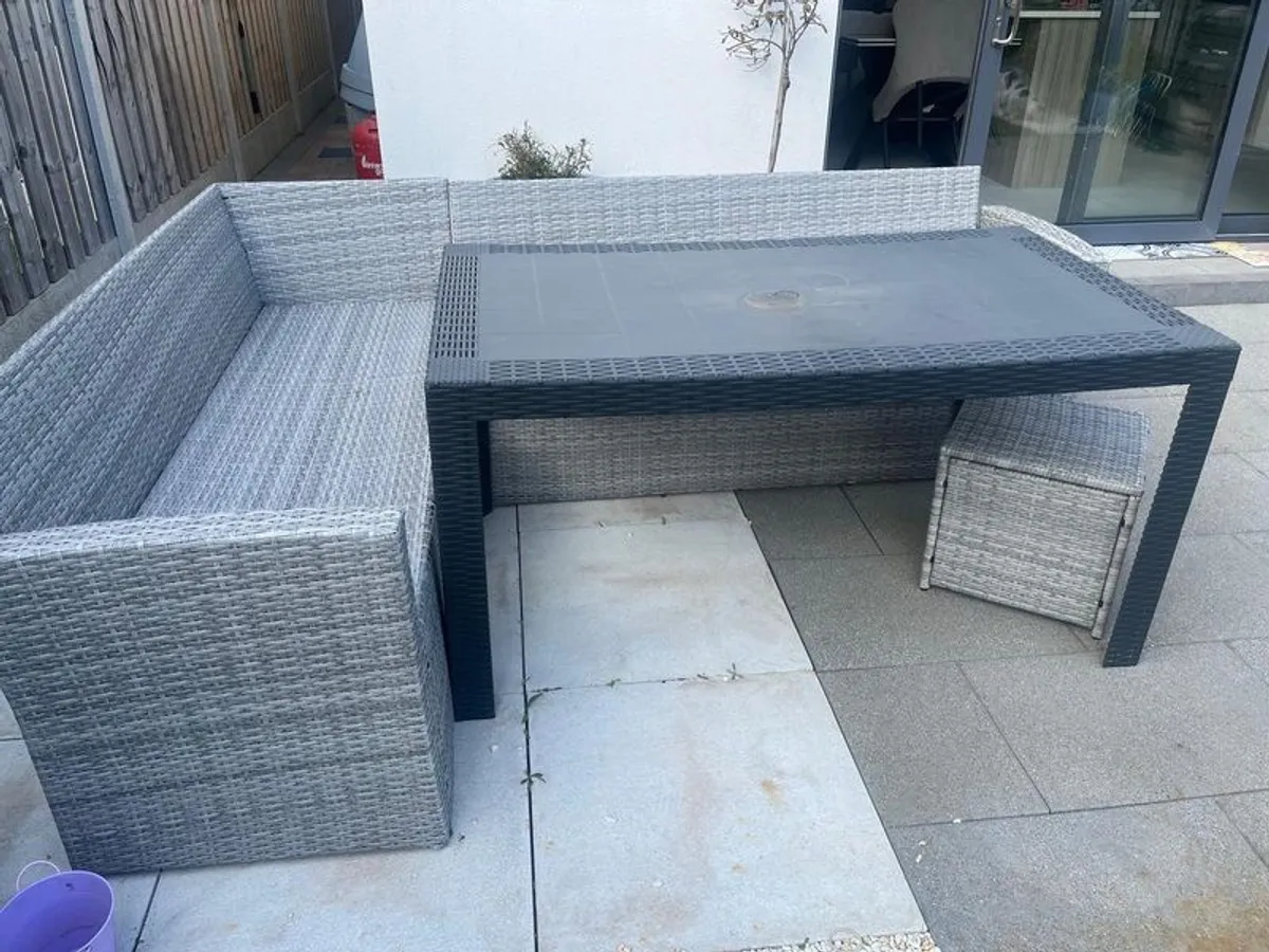 Outdoor L Seater Couch, Table and Stools. - Image 3