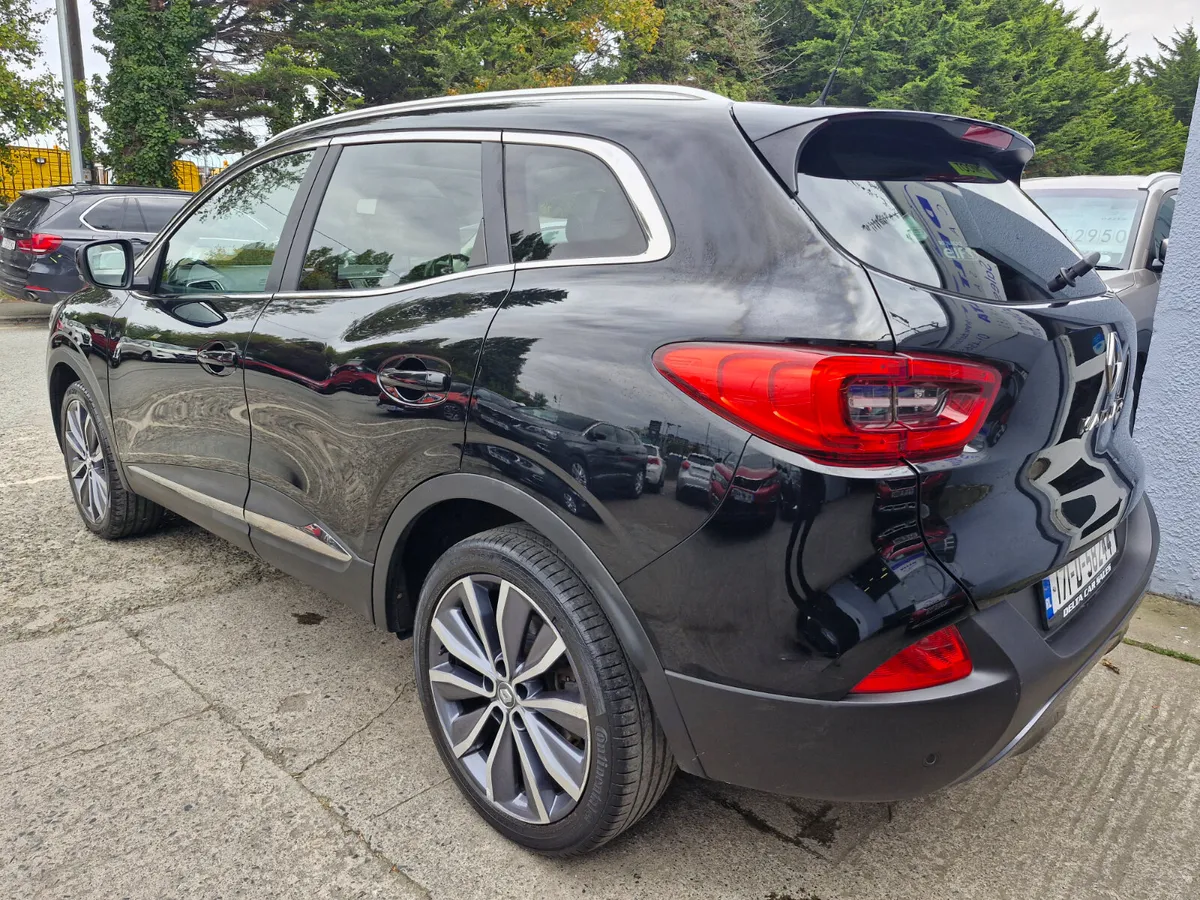 2017 RENAULT KADJAR SIGNATURE NAV 1.2L TCE - Image 4