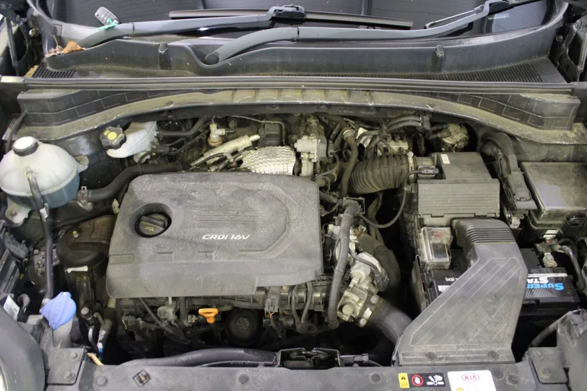 Kia Sportage 1.7 D EX - Image 4