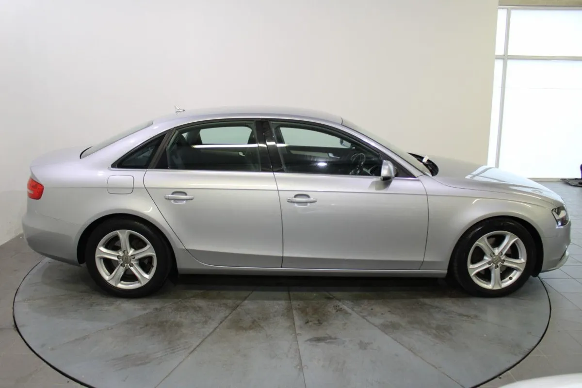 Audi A4 2.0tdi 136HP Ultra SE - Image 3