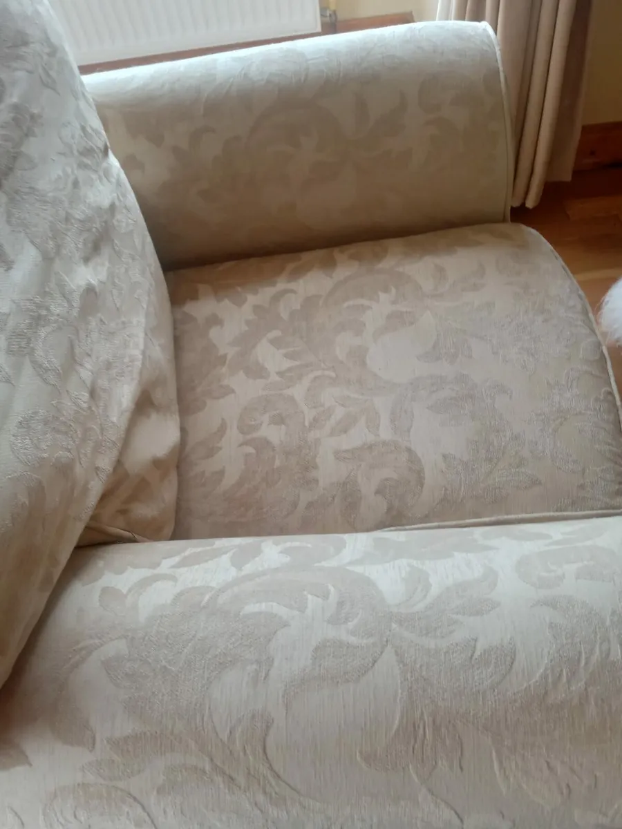 Two cream armchairs - Image 4