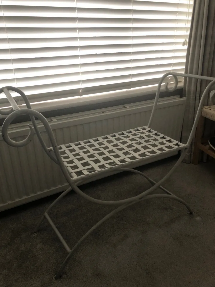 Bedroom bench - Image 2