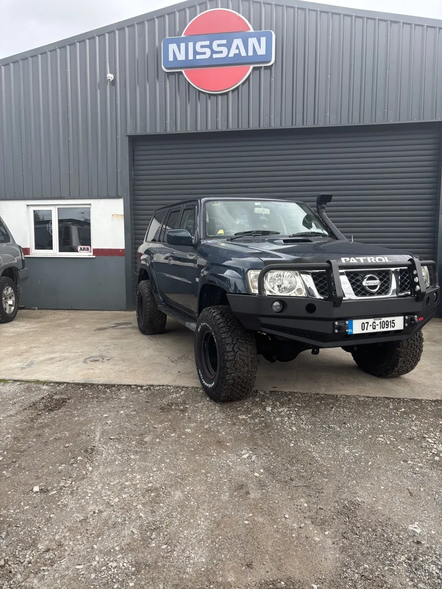 Nissan patrol parts - Image 1