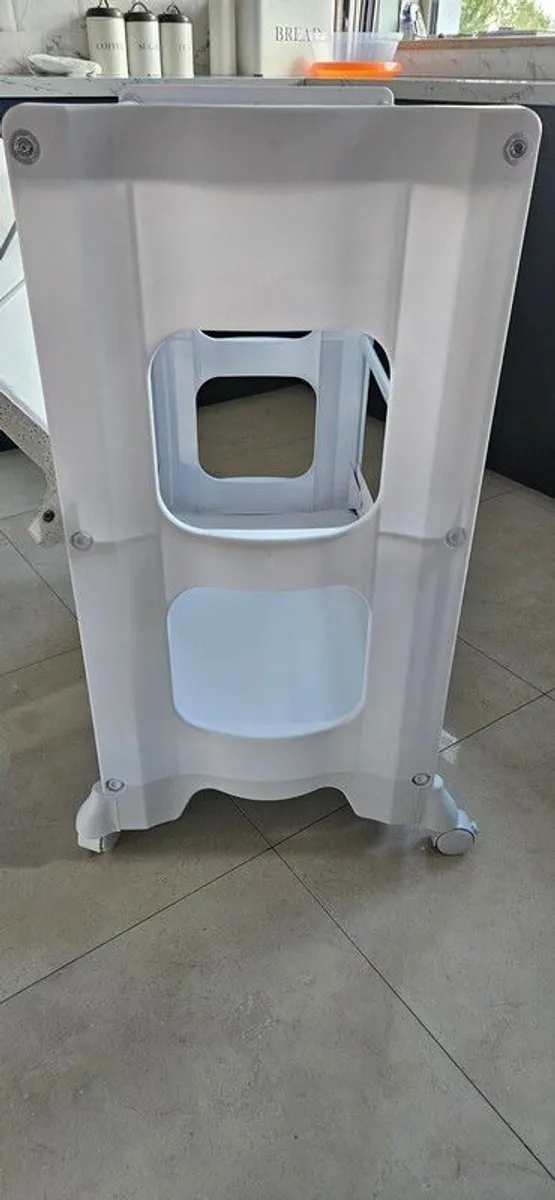 Babylo Bath and Baby Changing Table Koala Green - Image 2