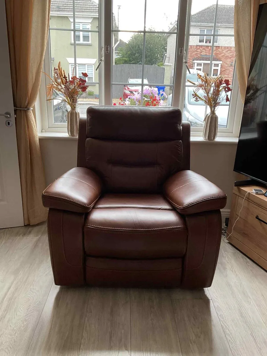 3+1+1 brown leather electric recliners - Image 2