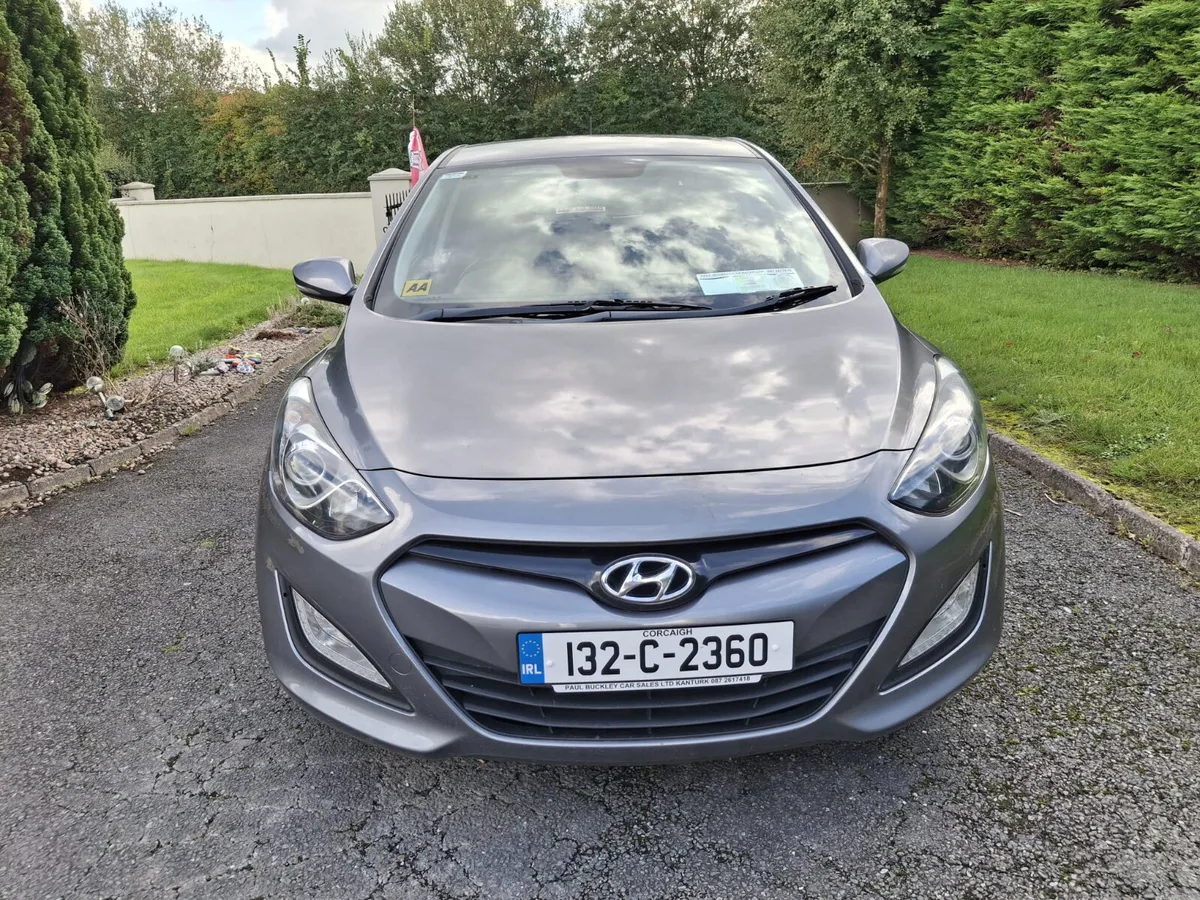 Hyundai i30 2013 - Image 2