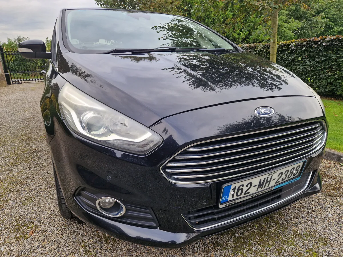 Ford S-Max Titanium 7 SEATS,  2YR WARRANTY, SUPERB - Image 4