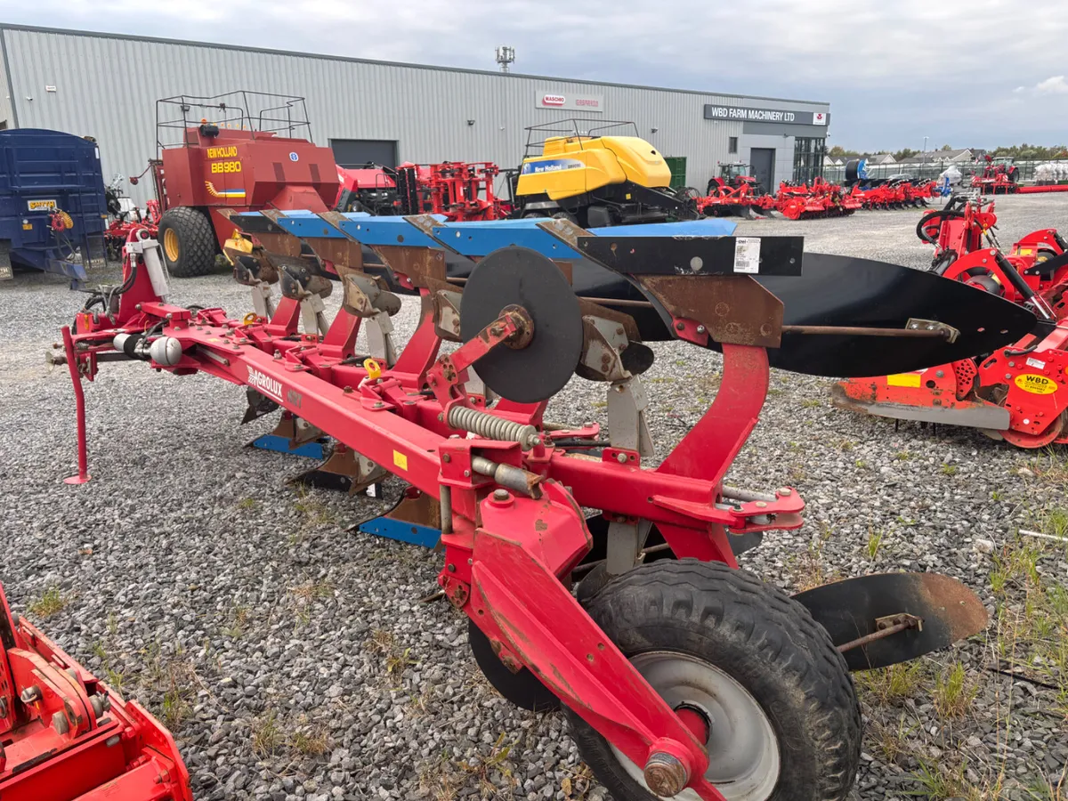 Agrolux 5 furrow reversible plough - Image 3