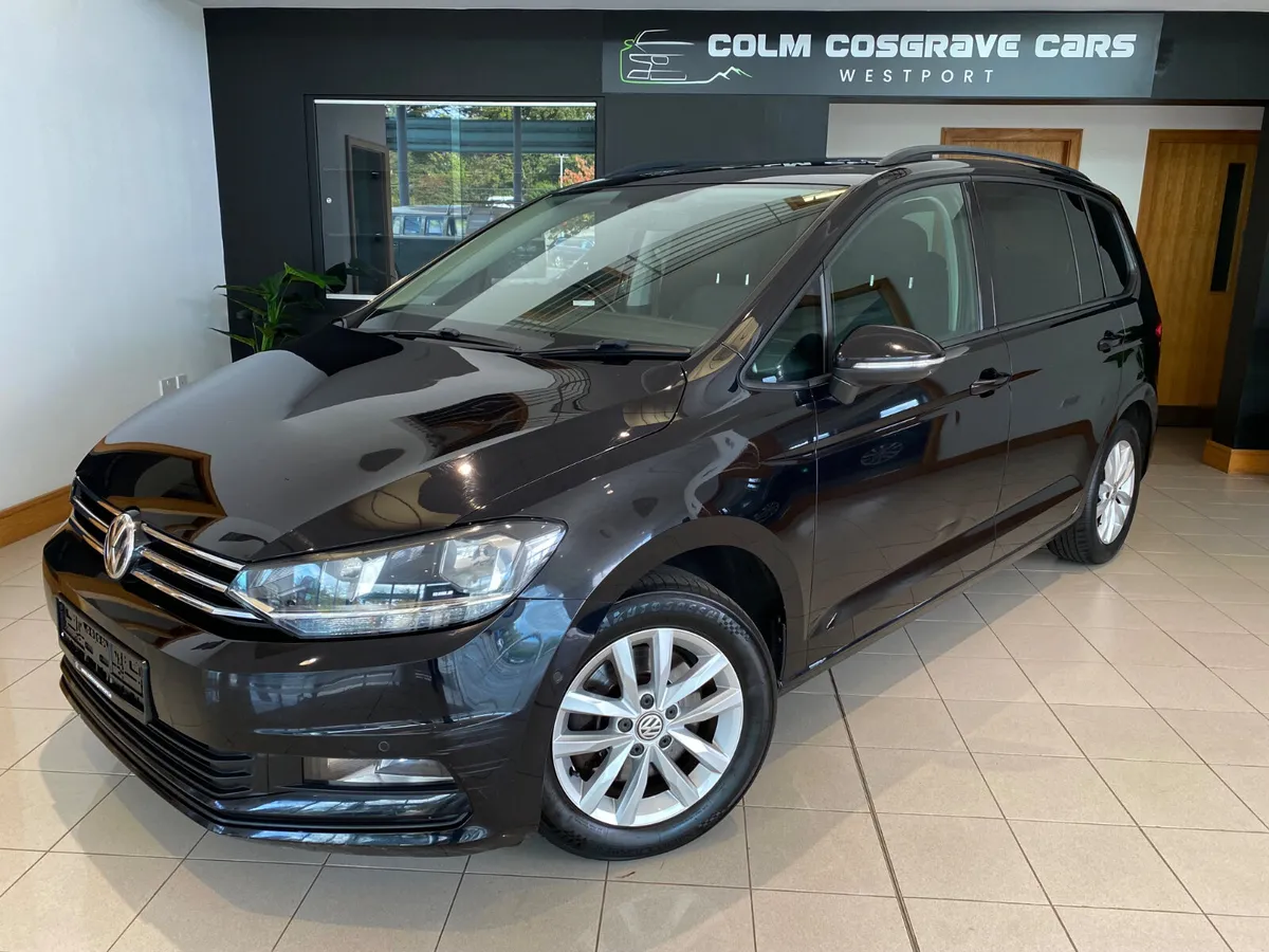 Volkswagen Touran 2016 Comfortline 7 Seats - Image 3