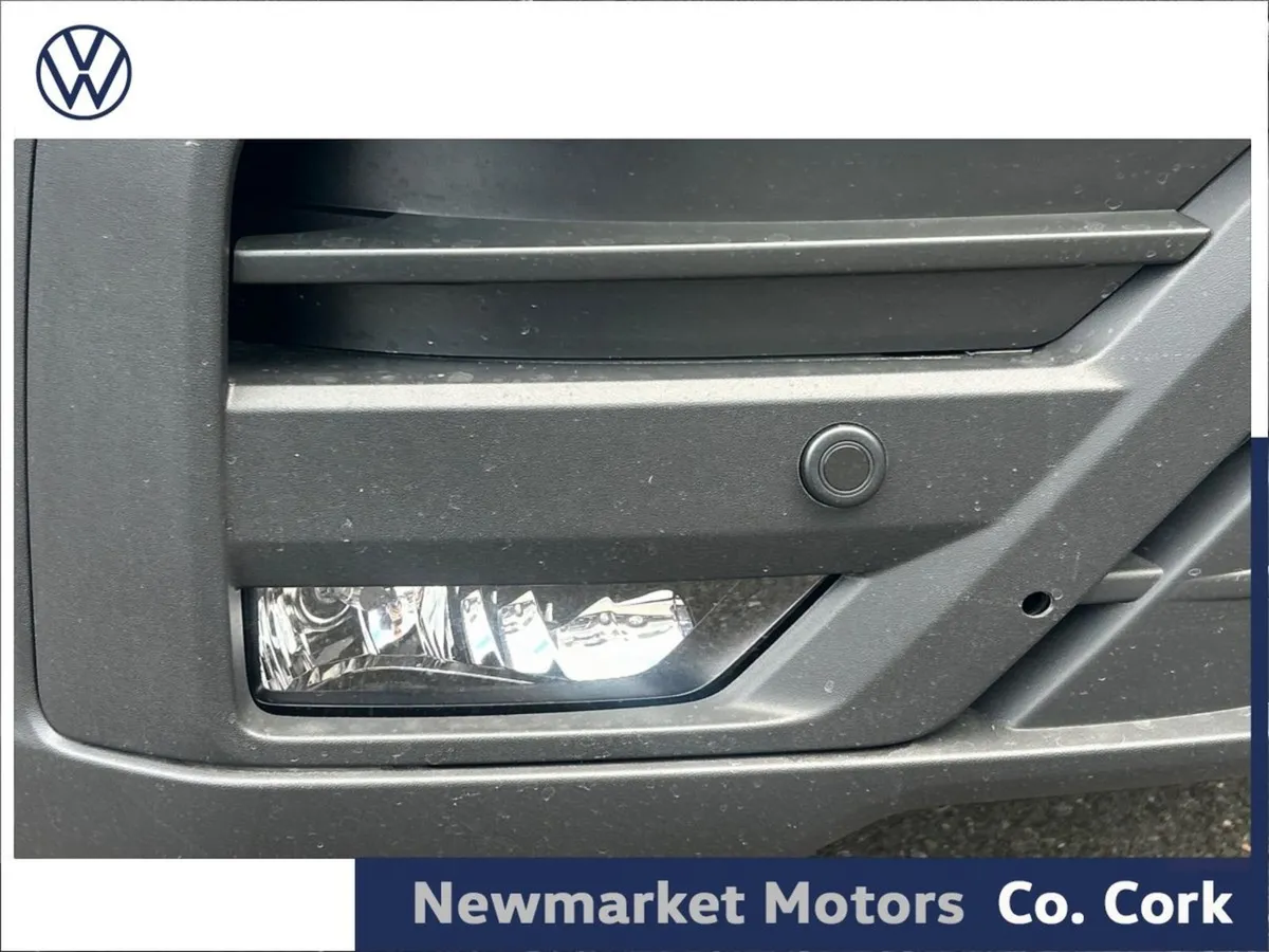 Volkswagen Crafter Medium Wheel Base High Roof 14 - Image 3
