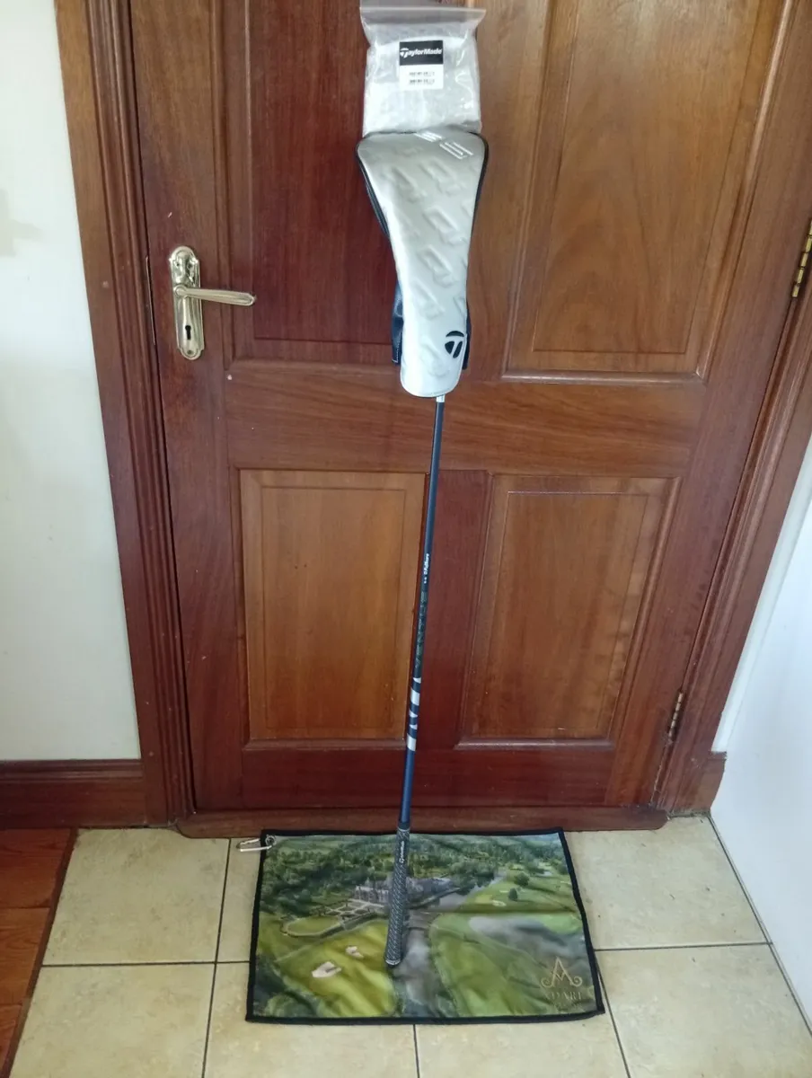 TaylorMade NEW Qi35 Driver 9.0 Degree Stiff Flex - Image 3