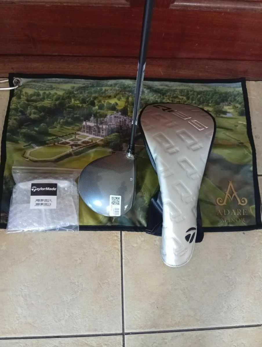 TaylorMade NEW Qi35 Driver 9.0 Degree Stiff Flex - Image 2
