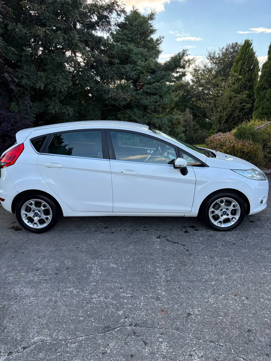 Ford Fiesta 2012 - Image 3