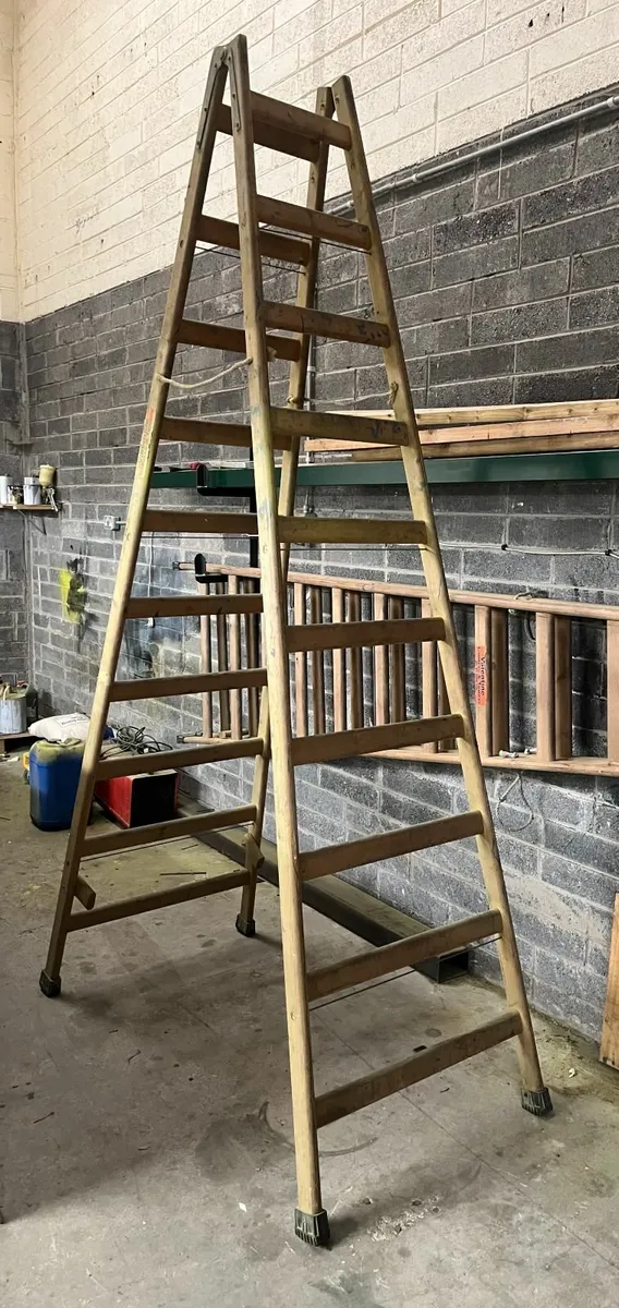 Step Ladders - Image 3