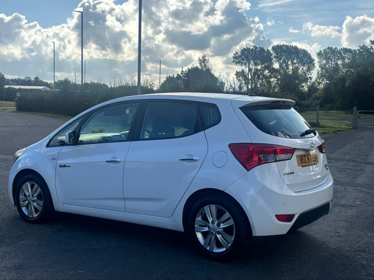 2015 Hyundai ix20 1.6 Diesel - Image 2