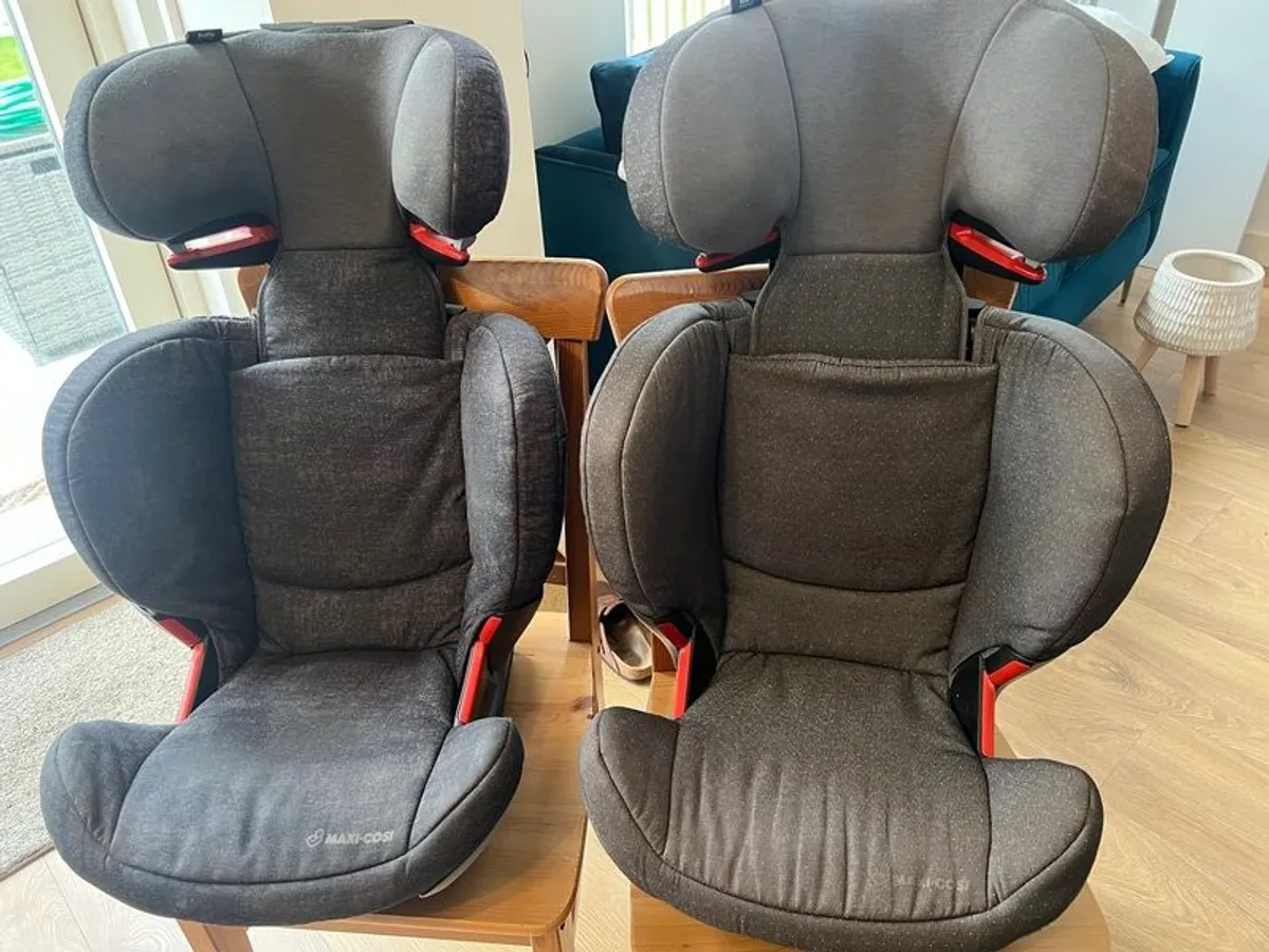 Maxi-Cosi RodiFix Highback Isofix Booster Seat - Image 1
