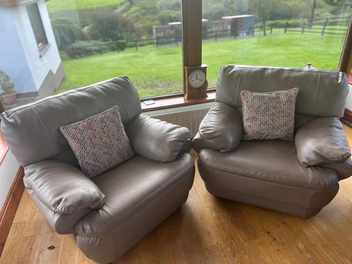 Furniture - Image 4