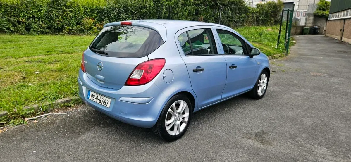 Opel Corsa AUTOMATIC 1.2 - Image 2