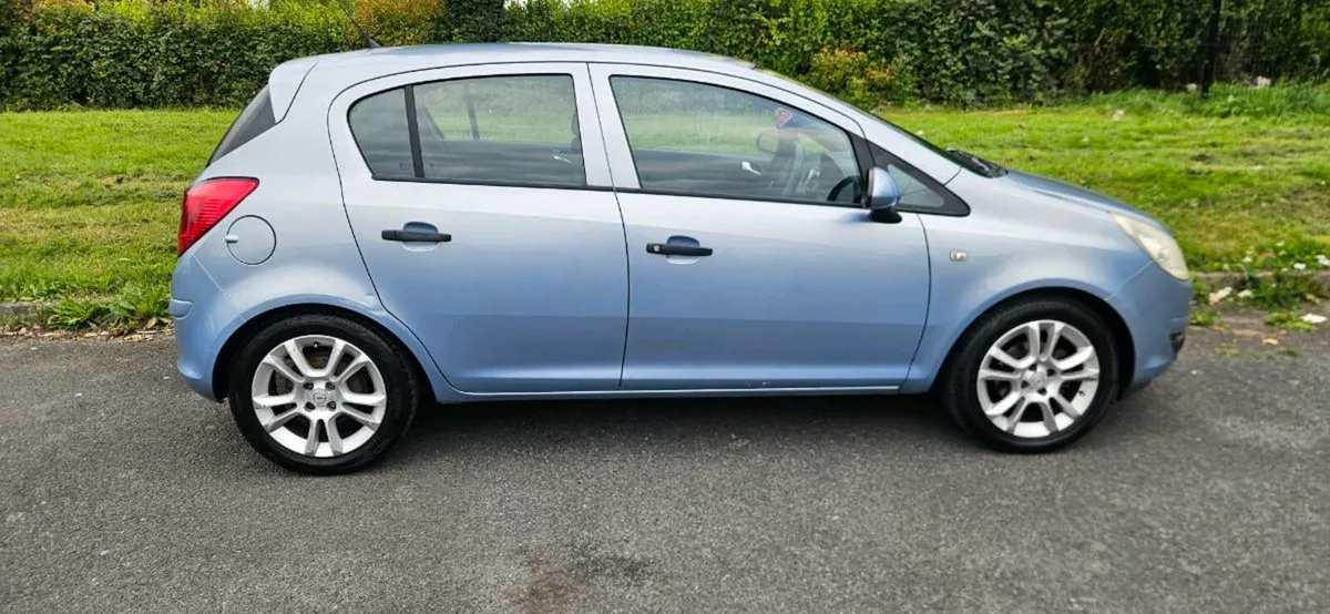Opel Corsa AUTOMATIC 1.2 - Image 3