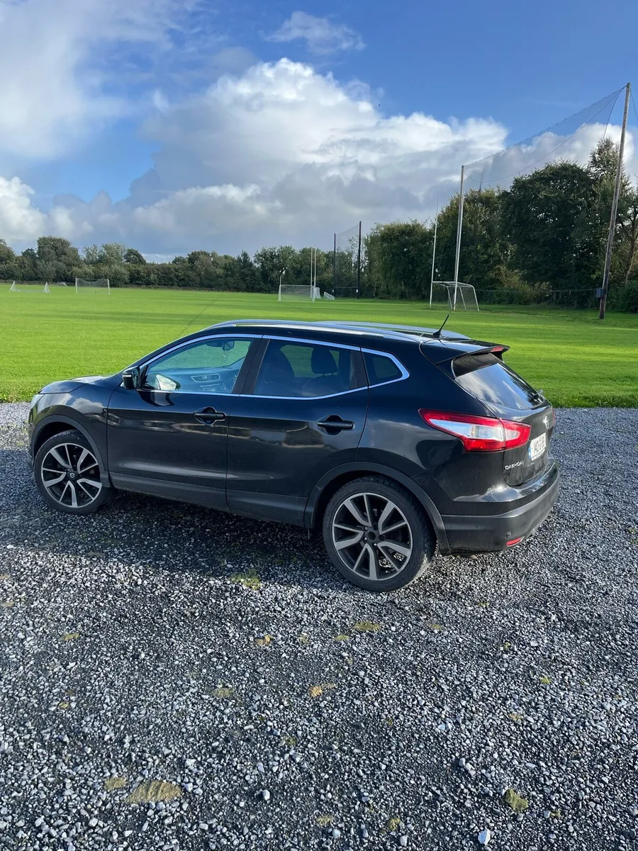 2014 Nissan Qashqai 1.5 Diesel - Image 2