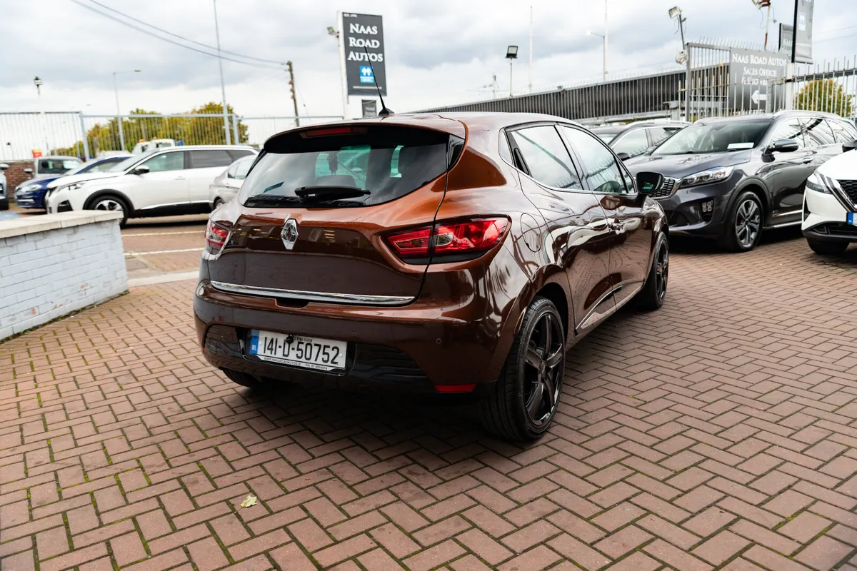 RENAULT CLIO 1.2 INTENSE 5DR HATCHBACK AUTO  // ON - Image 3