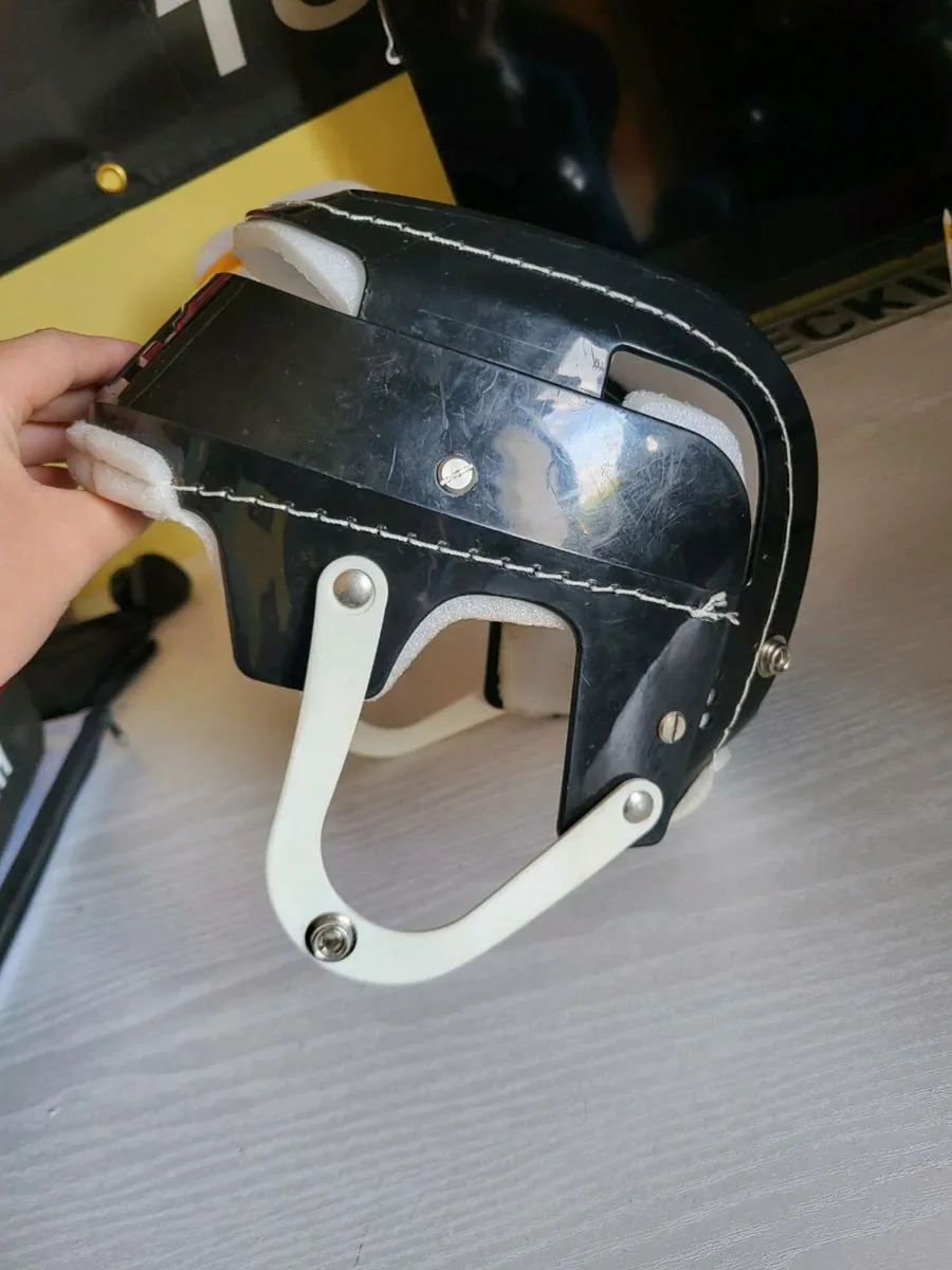 Cooper helmet - Image 2