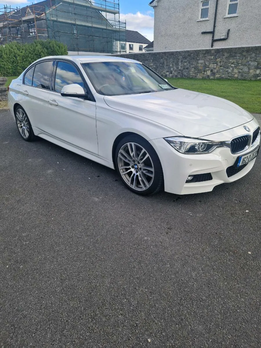BMW 330e - Image 1